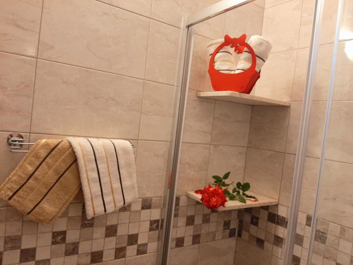 Andrej Apartments Котор Екстериор снимка